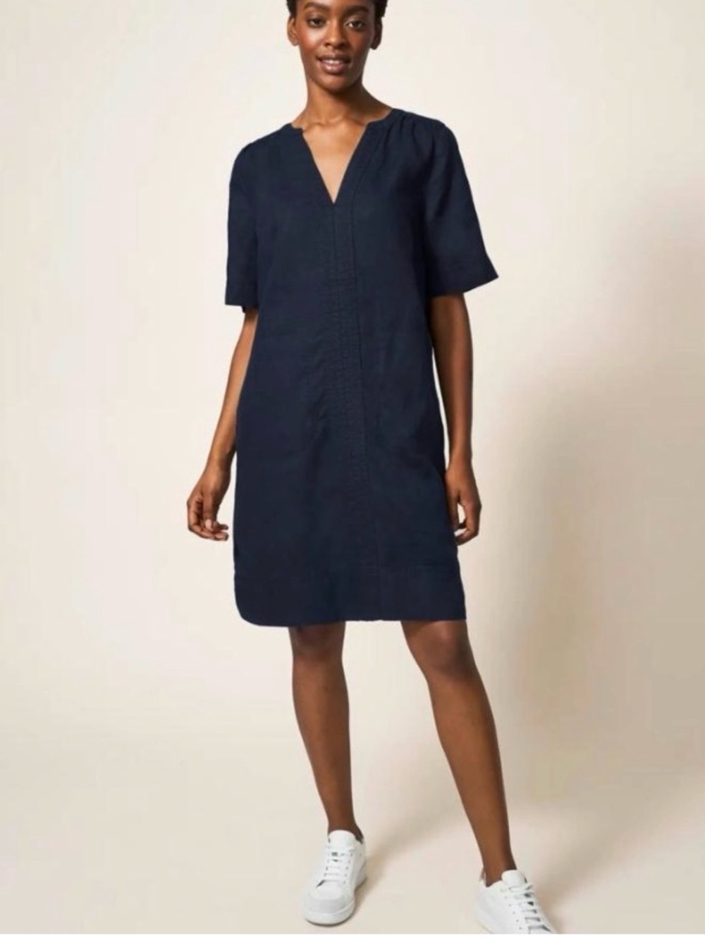 Theory V-Neck Linen Blend Shift Dress in Navy